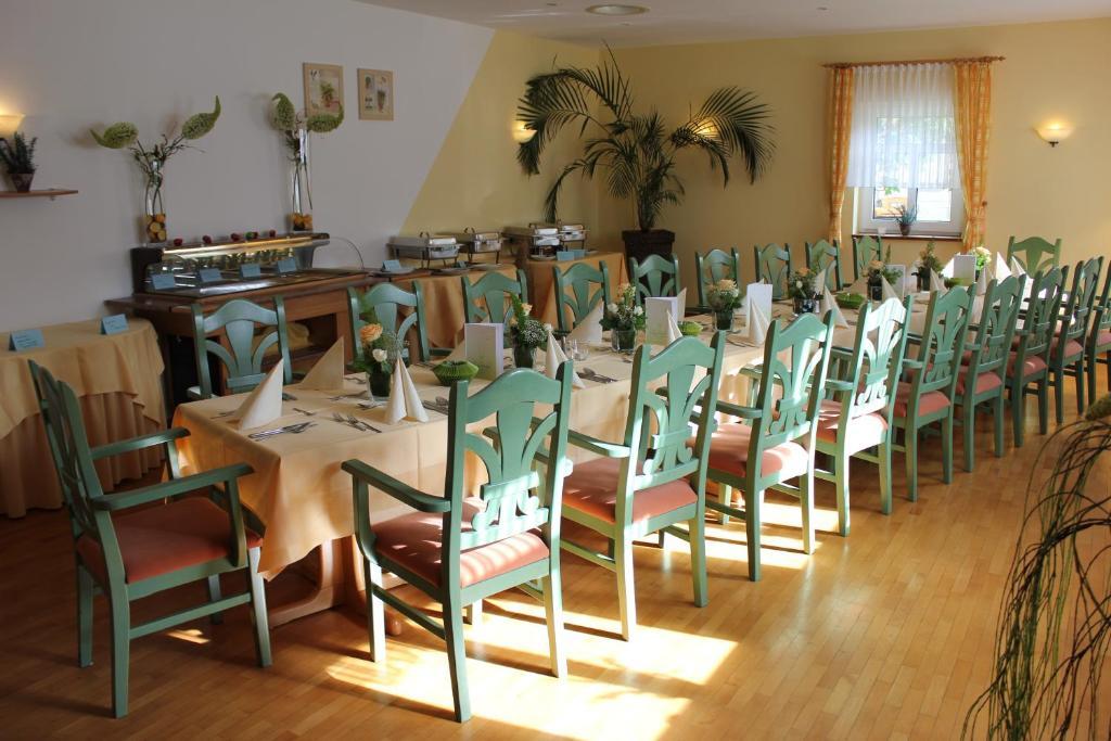 Lindenhof Hotel Thiendorf Buitenkant foto